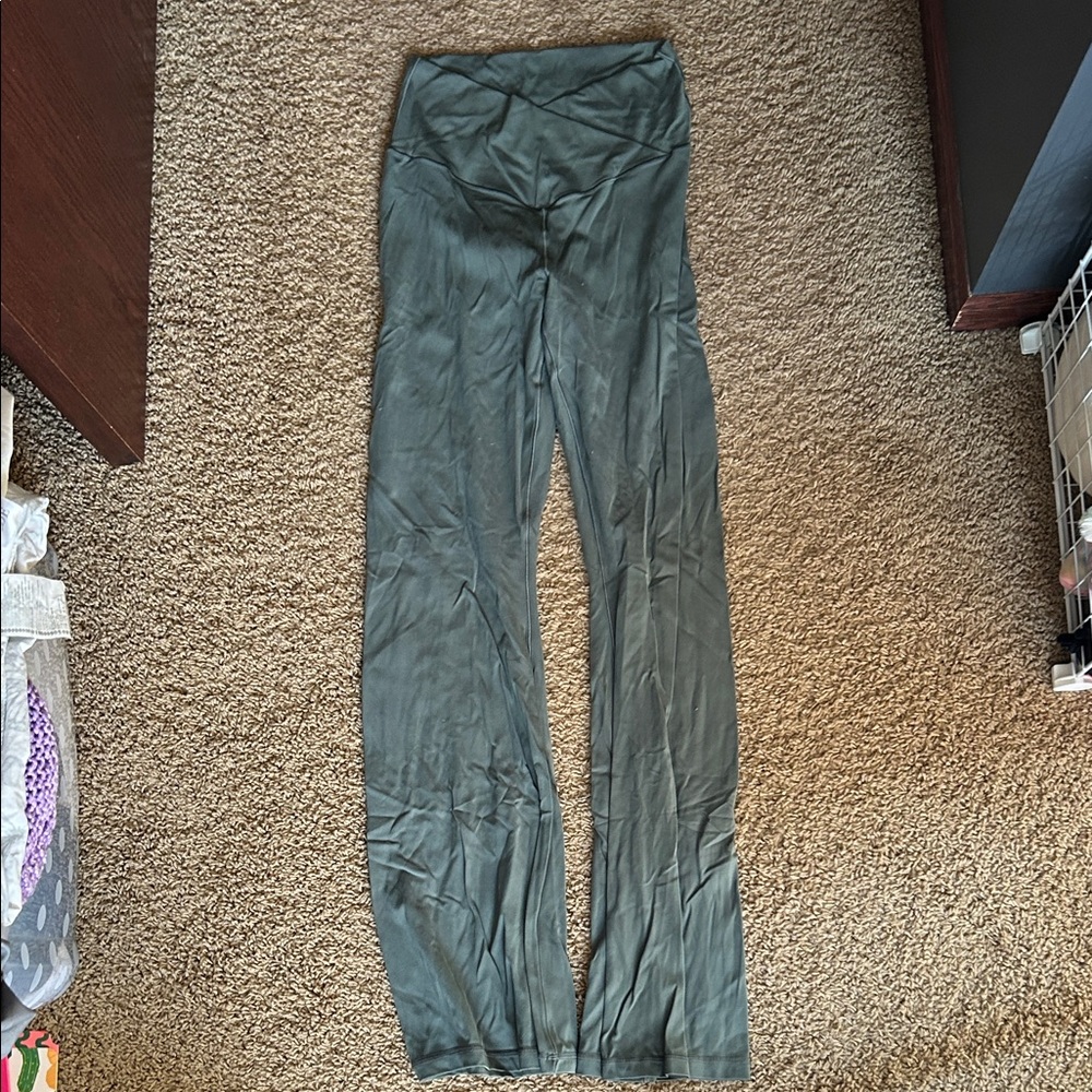 aerie Offline High-Rise Flare Leggings in green
